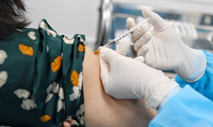 Vietnam prepared to deal with blood clot complications following Covid vaccination