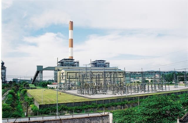 Vietnamese companies lower 2021 targets despite brighter economic outlook