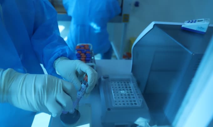 Hotel employee having contact with Indian experts diagnosed with Covid-19