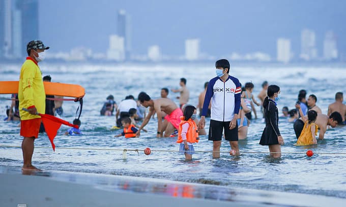 Da Nang to suspend non-essential activities after Covid-19 surge