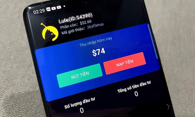 Fraudulent digital apps stalk, rob Vietnamese netizens