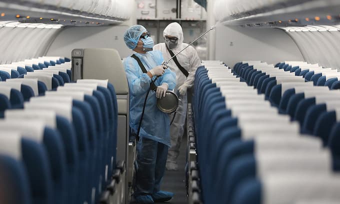 Hanoi man tests positive for coronavirus after flight with infected Chinese expert