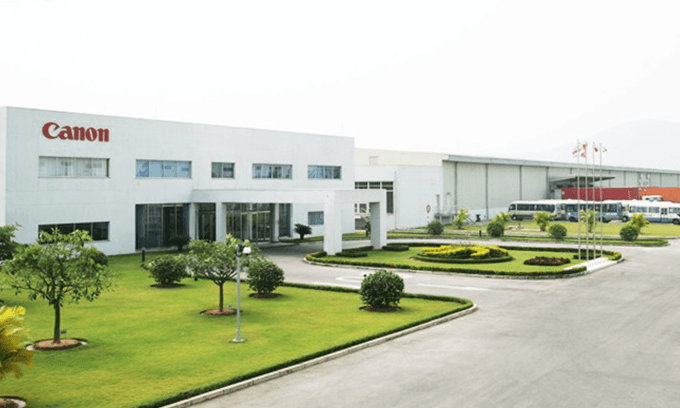 Covid-19 hotspot Bac Ninh permits reopening of Canon factory