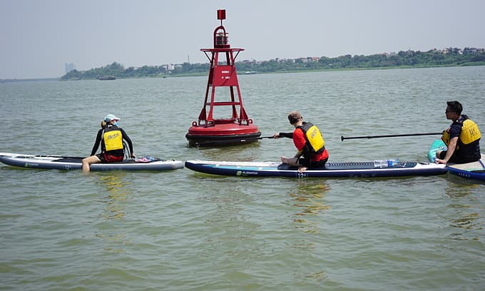 A weekend escape floats on placid Red River