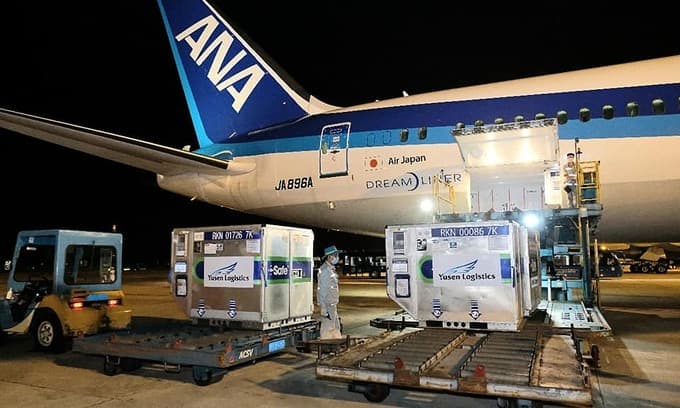 Japan gifts Vietnam almost 1 million doses of Covid vaccine