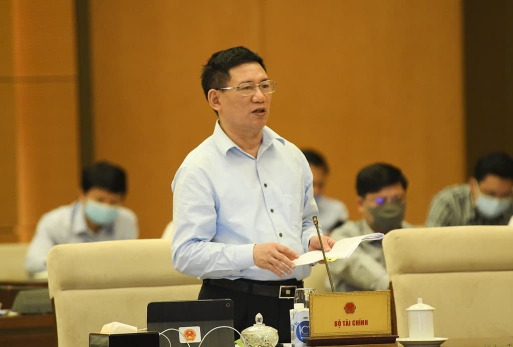 Extend deadline for taxes and land rental payment worth VND 21 trillion: Minister of Finance
