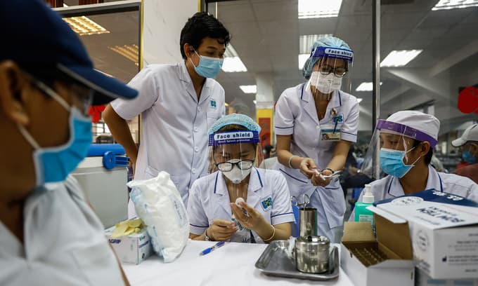 Vietnam's daily Covid tally reaches new high at 1,089