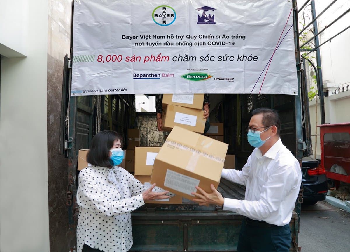 Bayer Vietnam supports frontline medical workers in Covid fight