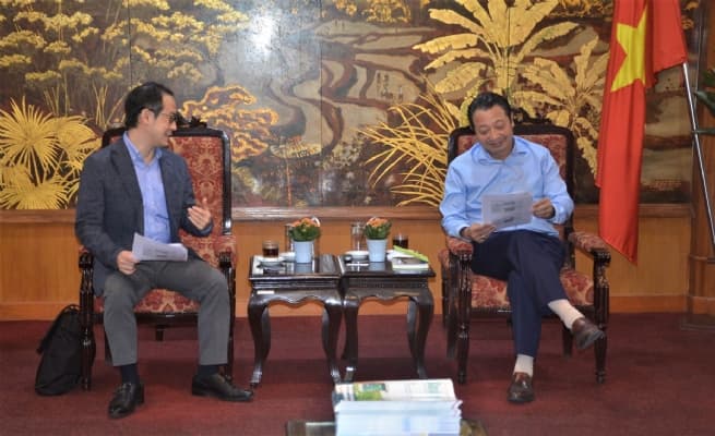 VCCI General Secretary Receives JICA Chief Technical Advisor