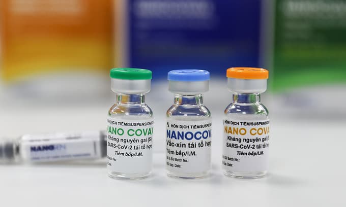 PM requests 'special priority' for Covid-19 vaccine production in Vietnam