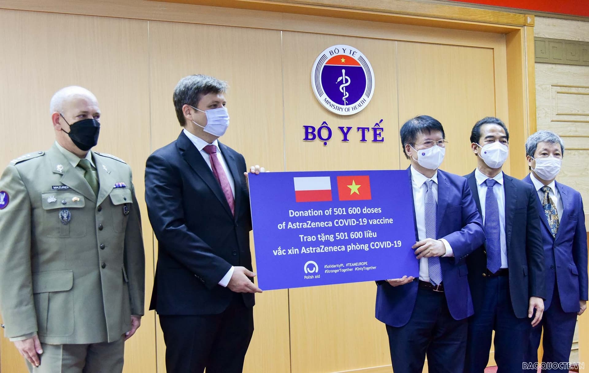 Viet Nam receives Poland-donated vaccines