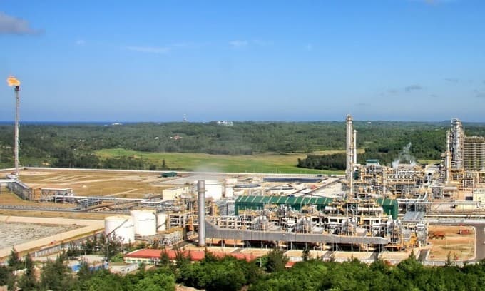 Refineries face closure due to plunging fuel demand