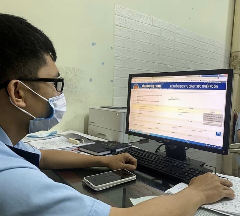 Ha Tinh Customs develops response plan to Covid-19 pandemic