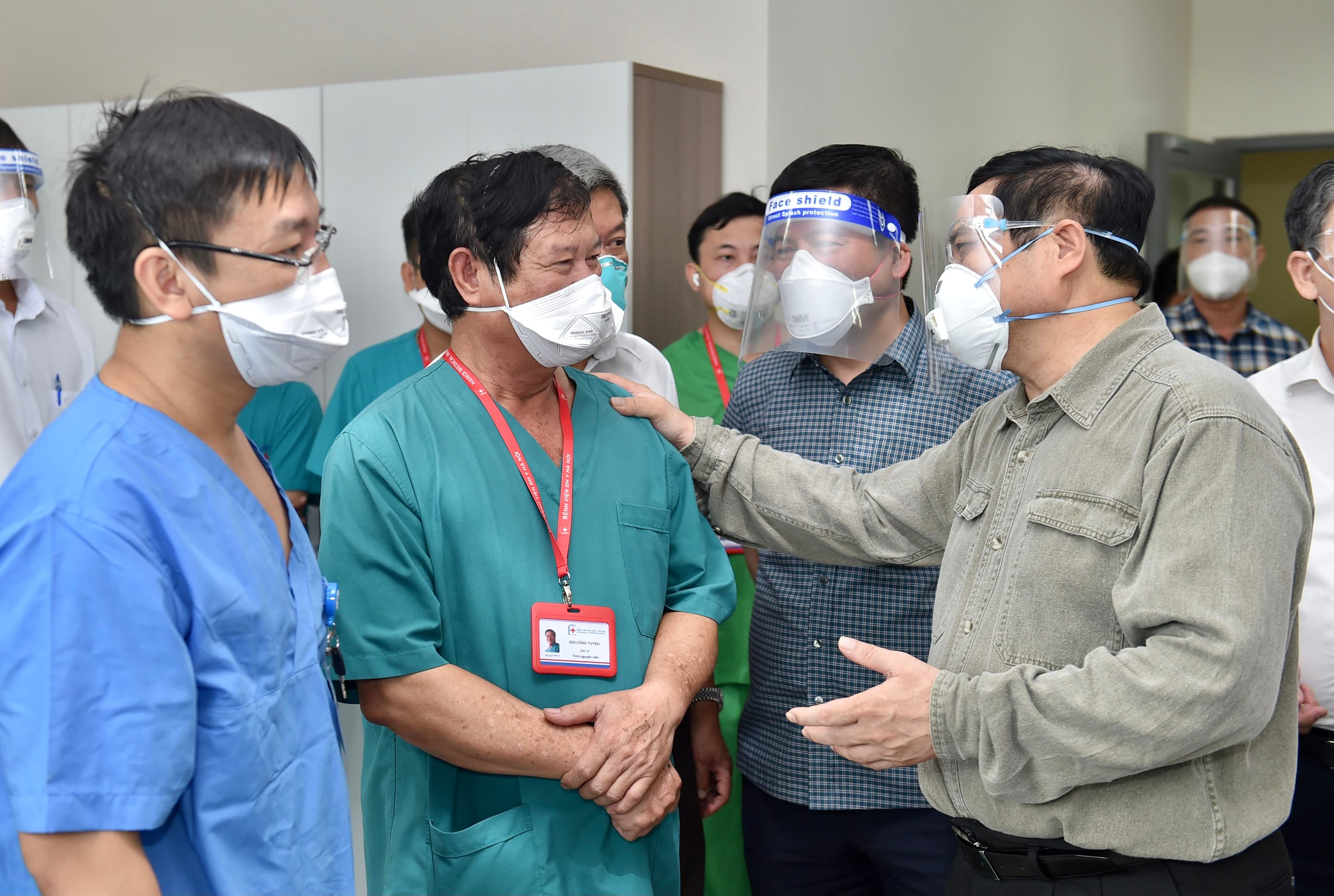 Gov’t chief scrutinizes disease prevention work in Binh Duong
