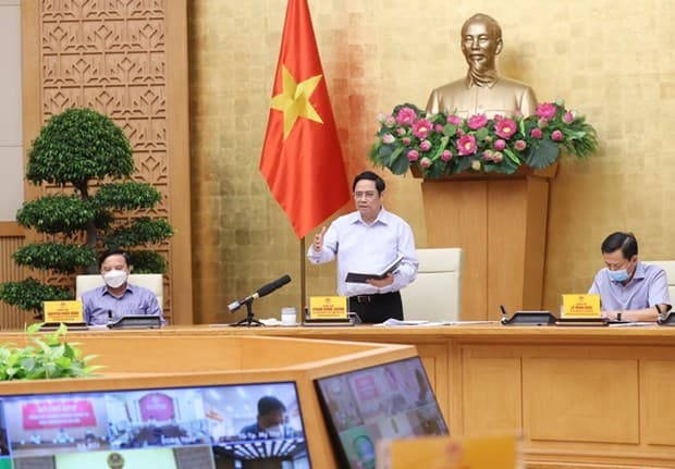 PM discusses COVID-19 fight with grassroots-level leaders in 20 localities