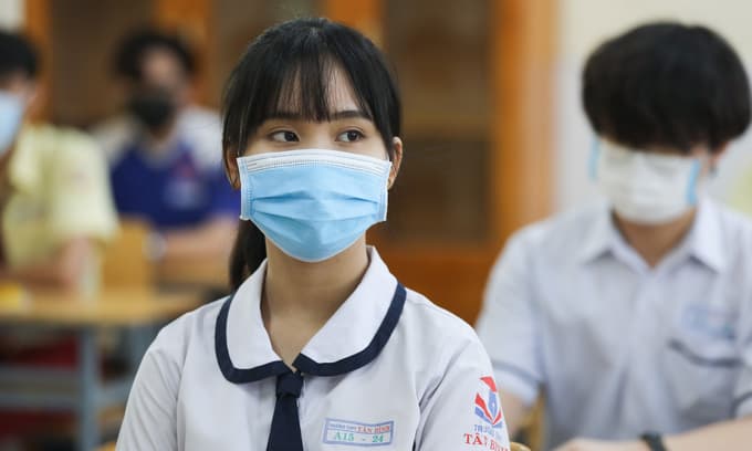 HCMC seeks Covid vaccination for 642,000 students