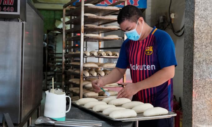 Closure, cash shortage drag businesses down: survey