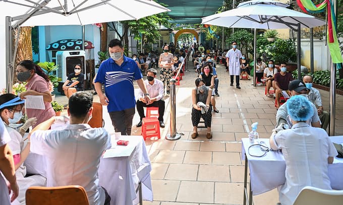 Vietnam asks Singapore for Covid-19 vaccines