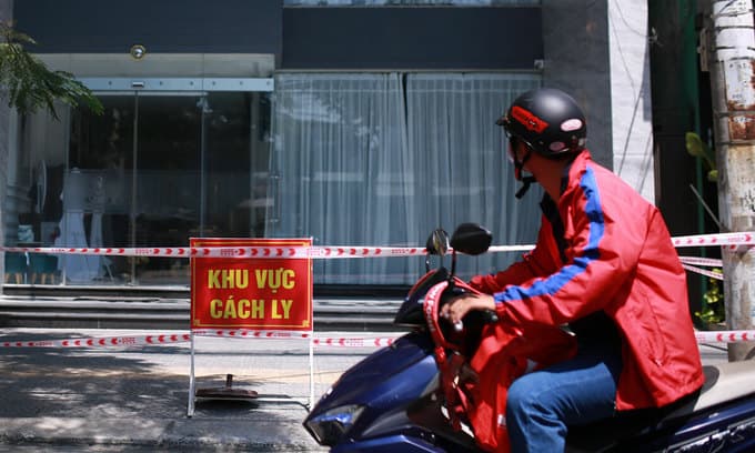 Delivery orders skyrocket as Da Nang eases restrictions