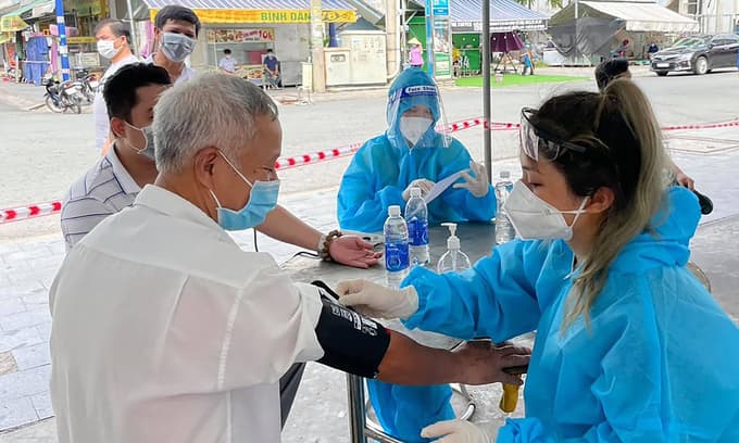 Binh Duong to allow only vaccinated people out on streets