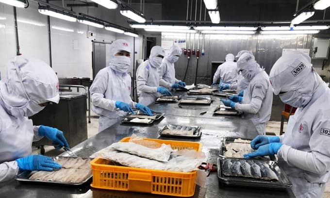 Labor shortage burdens factory restart