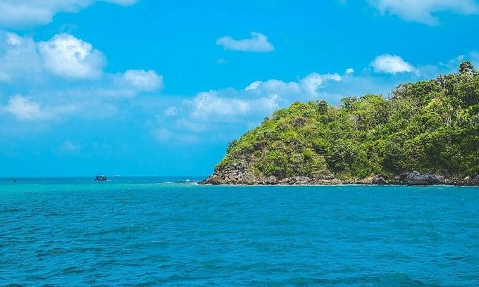 Phu Quoc wants vaccination speeded up to get tourists back