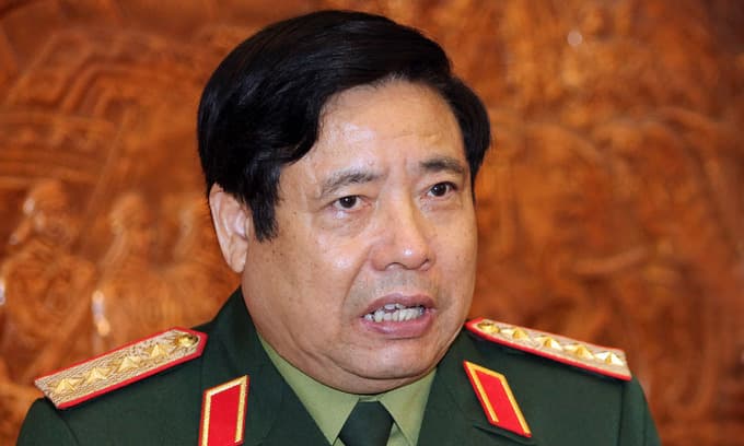 Vietnam former defense minister dies aged 72