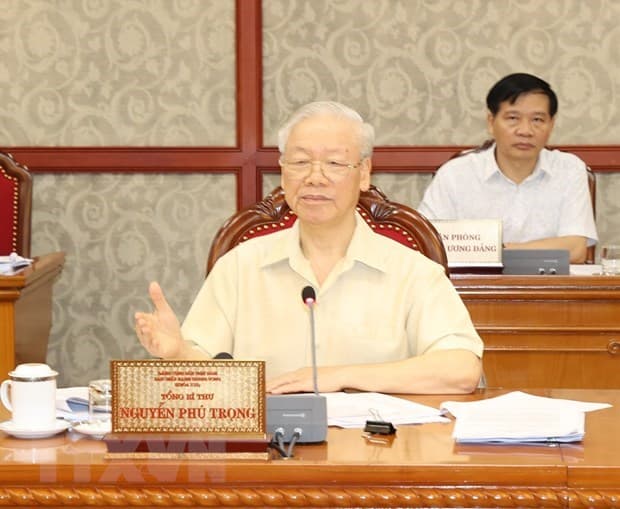Politburo gives opinions on socio-economic performance
