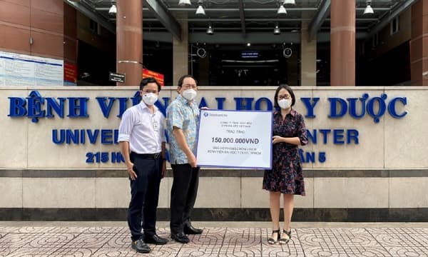 Shinhan Life Vietnam Supports Preventing Covid-19
