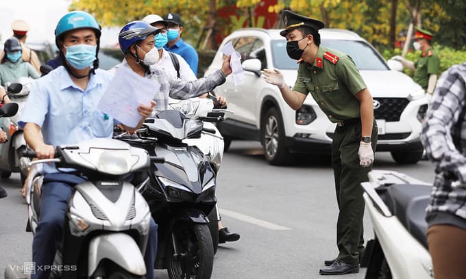 Hanoi scraps travel permit requirement