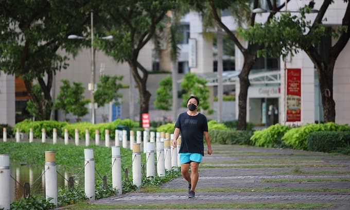 HCMC pilots outdoor exercise as another step to lift Covid restrictions