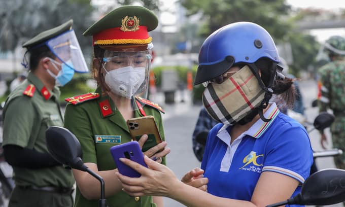 HCMC eyes elaborate traffic regulation plans after ending lockdown