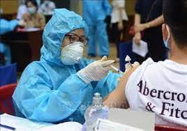 Da Nang targets fully vaccinating adult residents by year-end