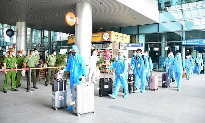 Hai Phong 2nd city to say resumption of flights could wait