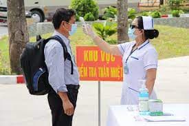Nikkei Asia: Viet Nam among top 10% of countries administering most vaccine doses daily per capita