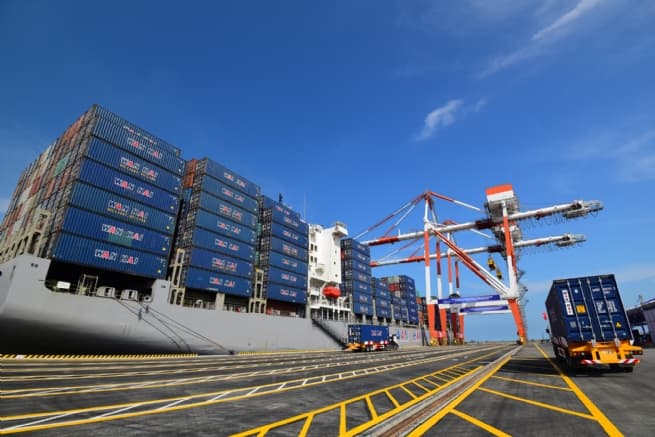 Vietnam Adopts Seaport Development Master Plan in 2021-2030 and to 2050