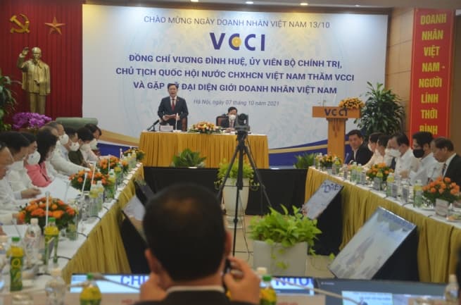 Businesses, Entrepreneurs – Pioneers in Industrialization: Top Legislator