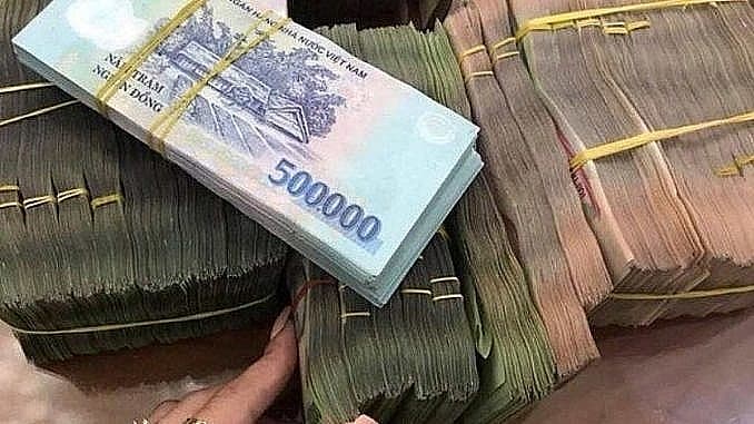 Prolong pilot of labor and salary management in some state-owned enterprises