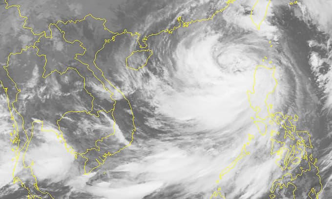 Storm Kompasu heads towards north-central Vietnam