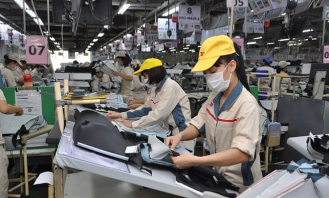 Efforts to Build Green Zones to Maintain Manufacturing in Enterprises