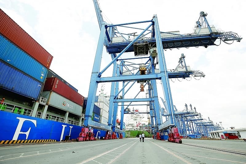 Trade deficit from China dominates, imports from the "source technology" market limited