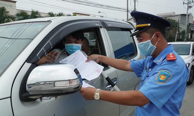 Private cars allowed between HCMC, Dong Nai