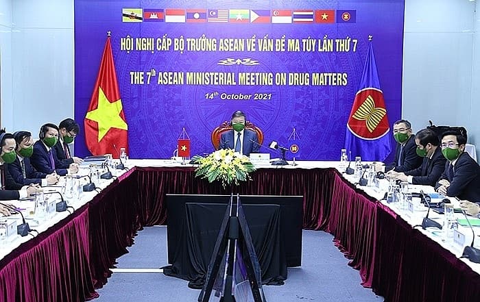 ASEAN ministers discuss drug issues