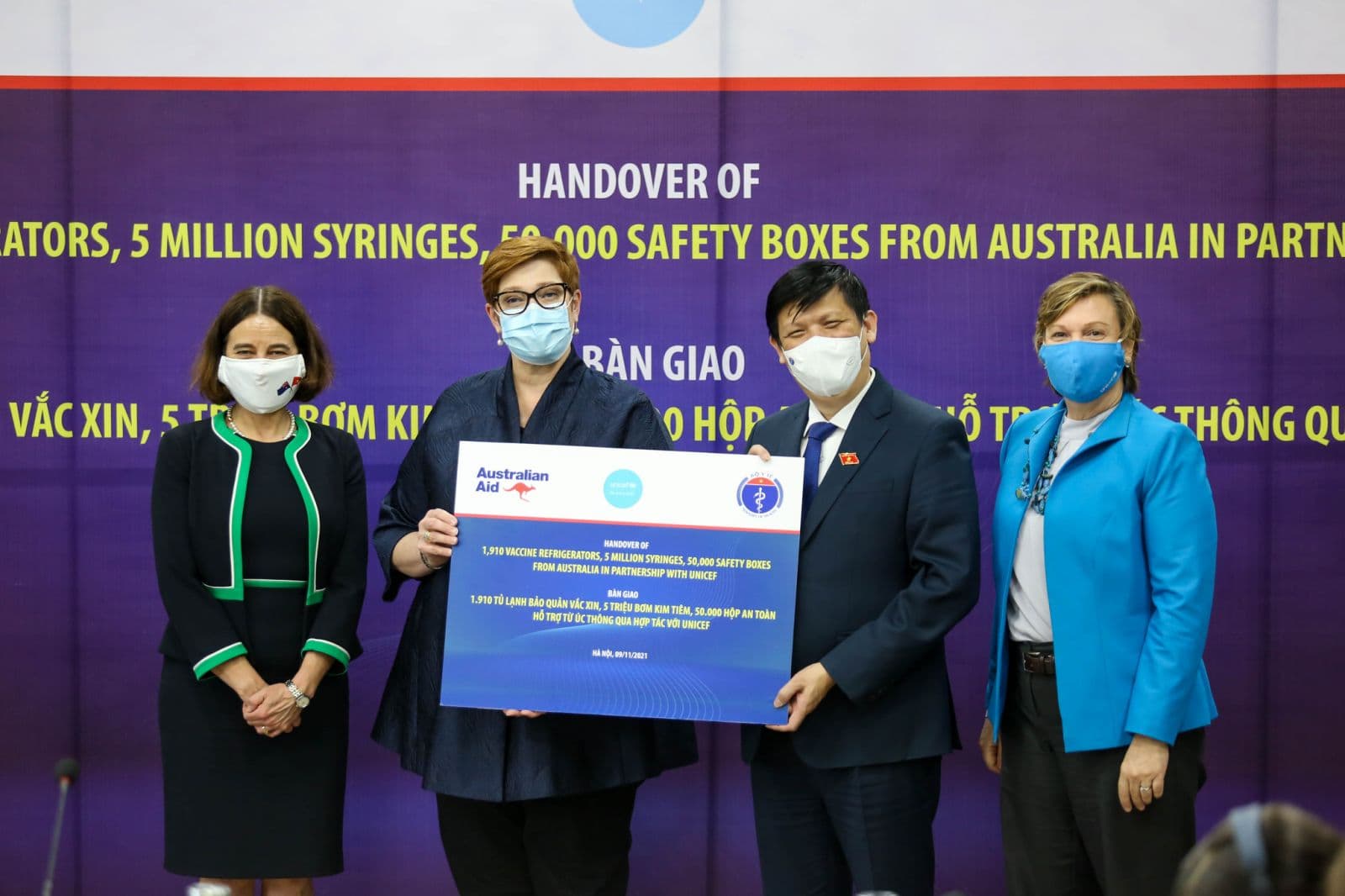 Australia, UNICEF partnership provides vaccine refrigerators, syringes