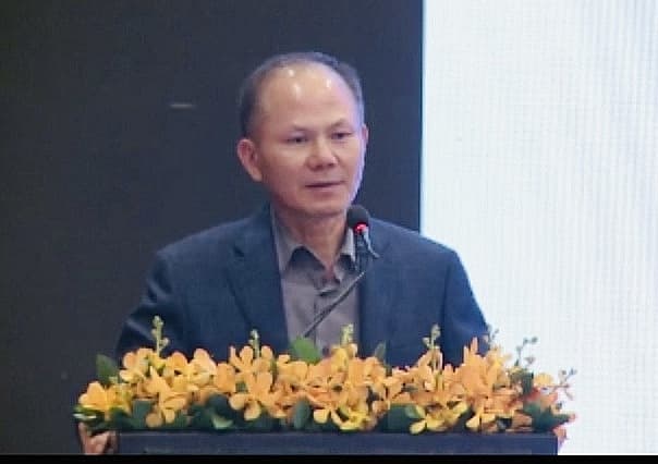 Developing logistics services to support import and export activities