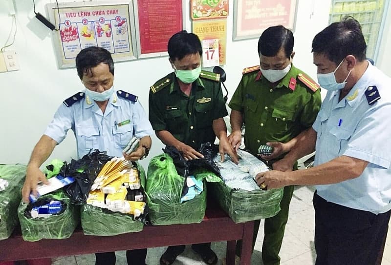 Dong Thap Customs: Actively preventing contraband goods in the last months of the year