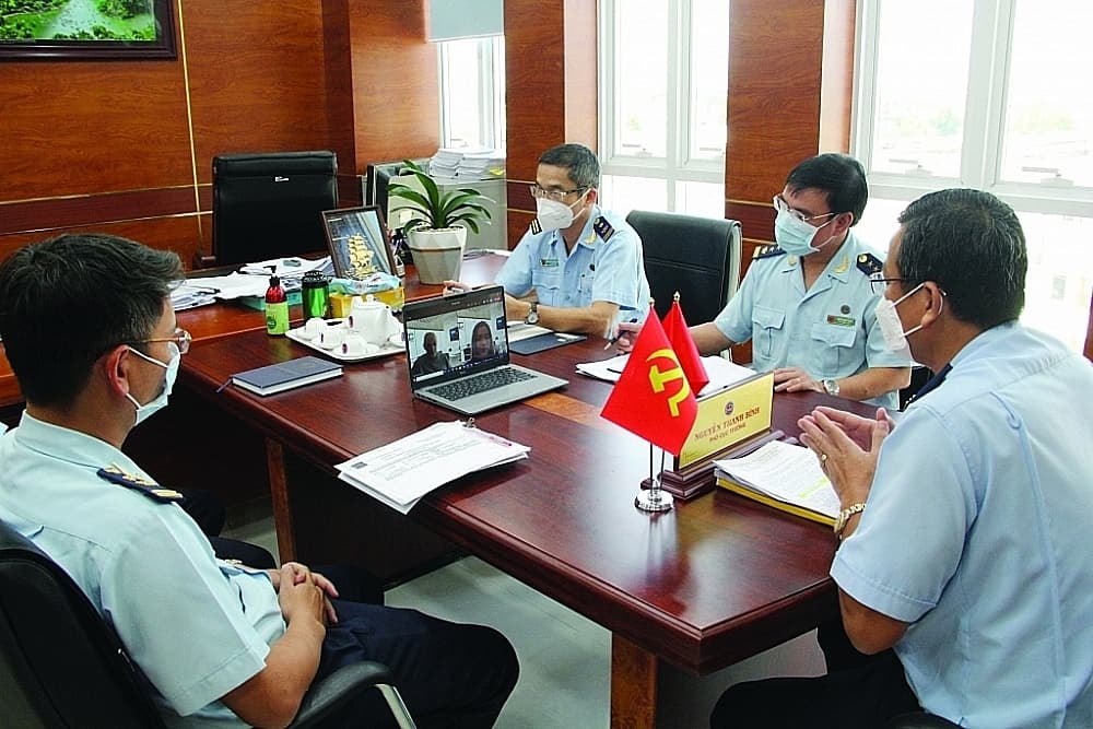 Customs strengthens Covid-19 prevention and control in new situation