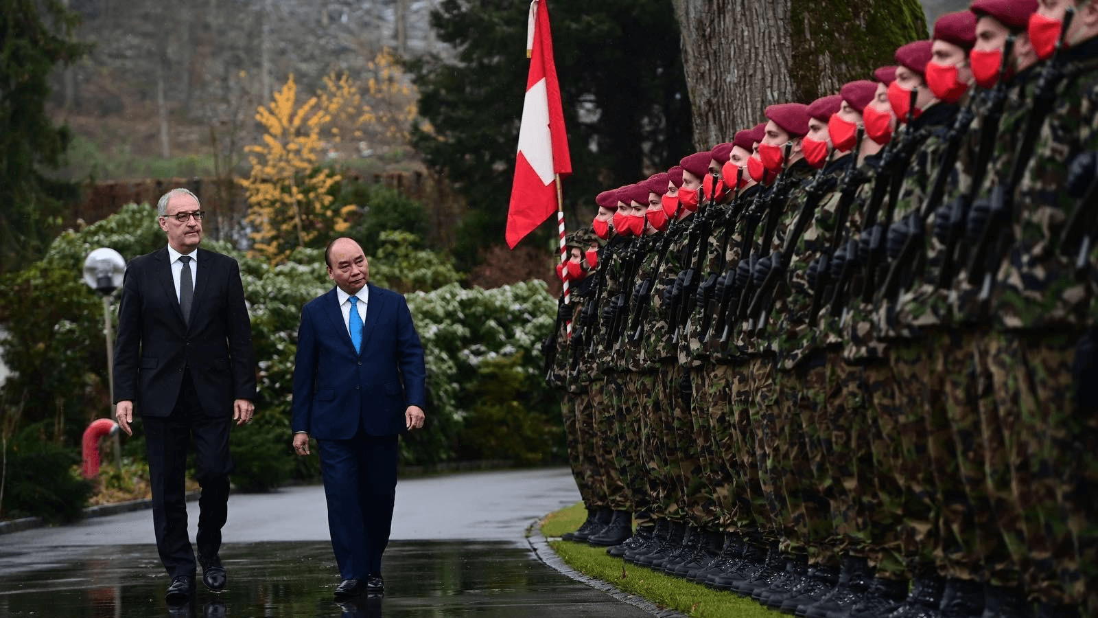 Vietnamese, Swiss Presidents hold talks in Bern city