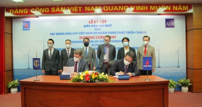 ADB, PVN Partner to Promote Green Energy Development