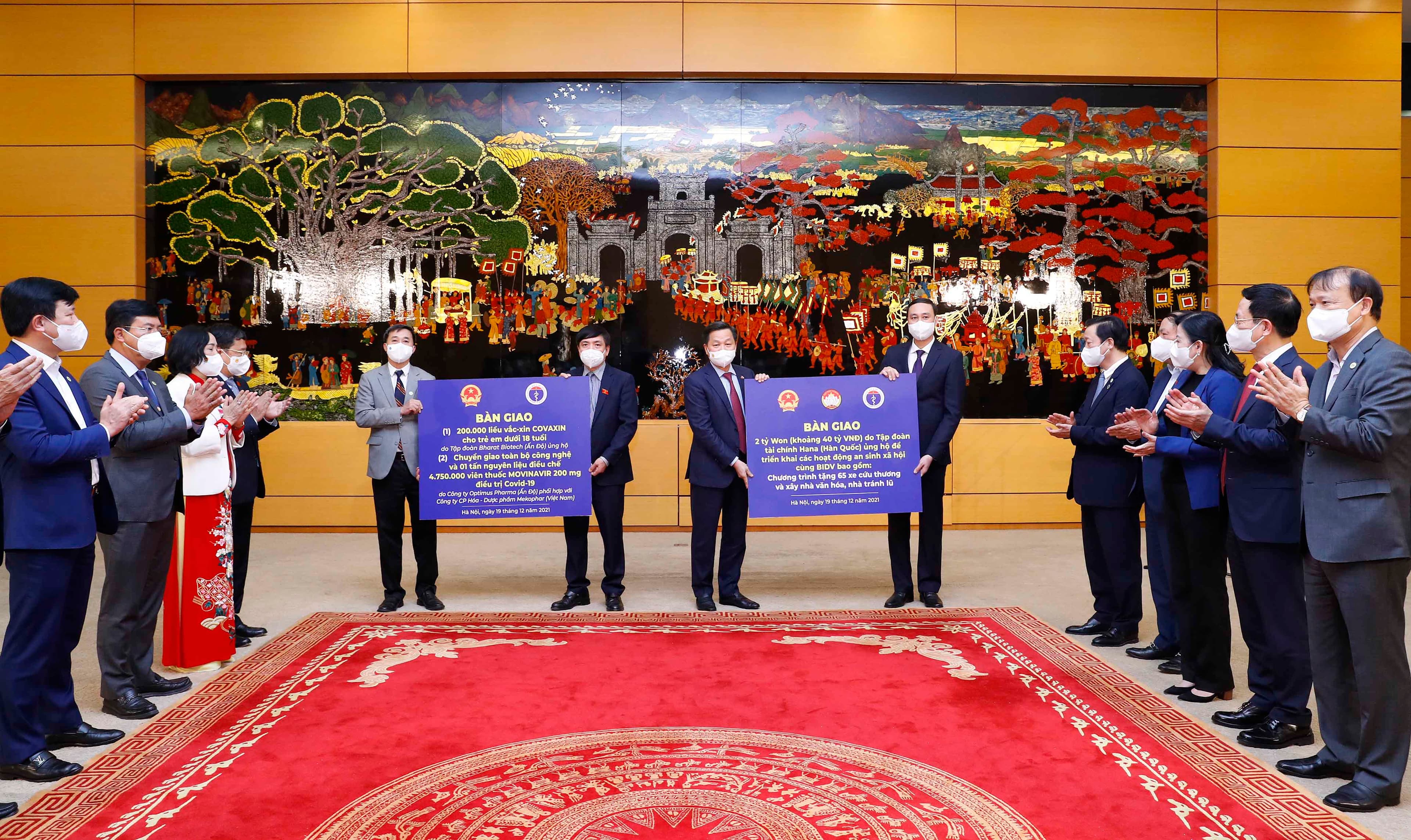 India donates 200,000 doses of Covaxin to Viet Nam
